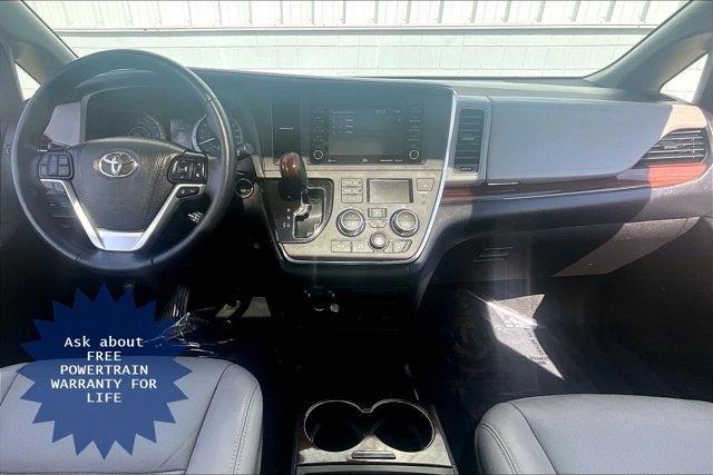 2019 Toyota SIENNA LTD PREM Limited Premium