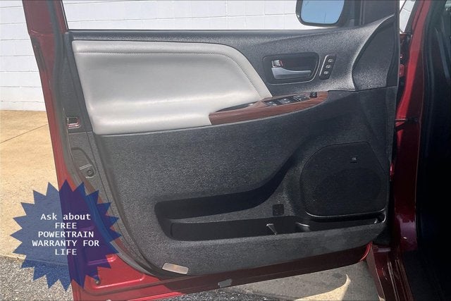 2019 Toyota SIENNA LTD PREM Limited Premium