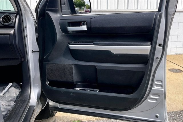 2017 Toyota Tundra SR5