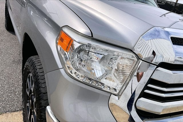 2017 Toyota Tundra SR5