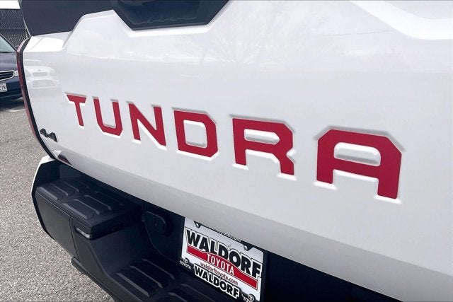 2023 Toyota TUNDRA 4X4 SR