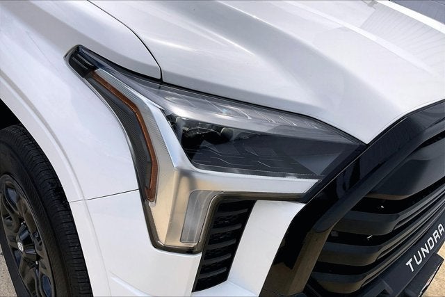 2023 Toyota TUNDRA 4X4 SR