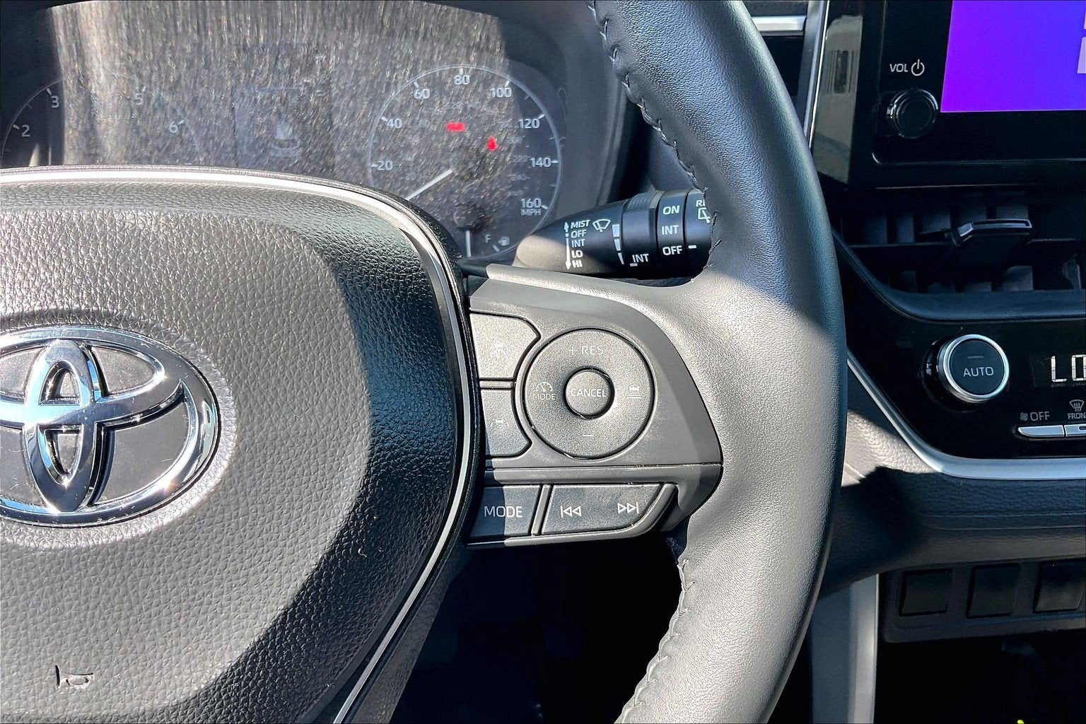 2025 Toyota Corolla Cross LE