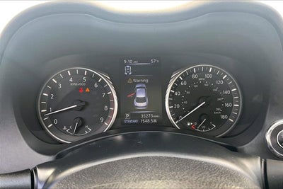 2022 INFINITI Q50 LUXE