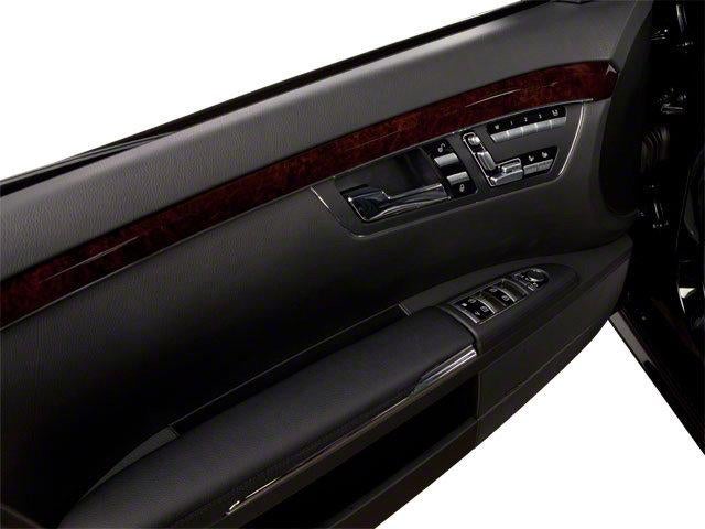 2010 Mercedes-Benz S-Class S 550