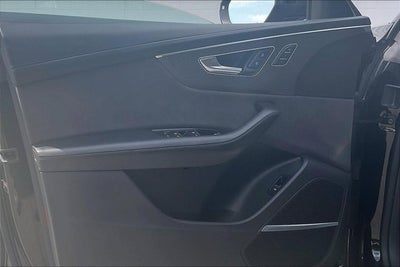 2023 Audi RS Q8 4.0T