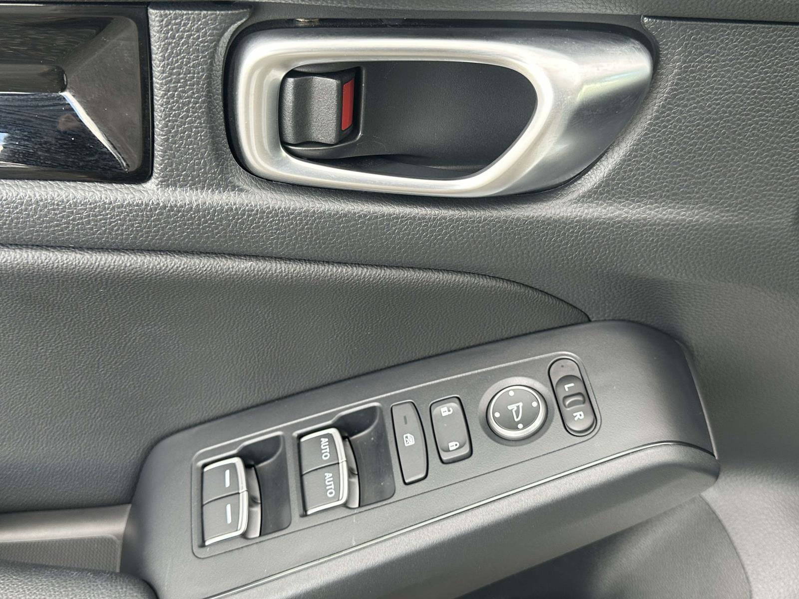 2023 Honda Civic Hatchback EX-L