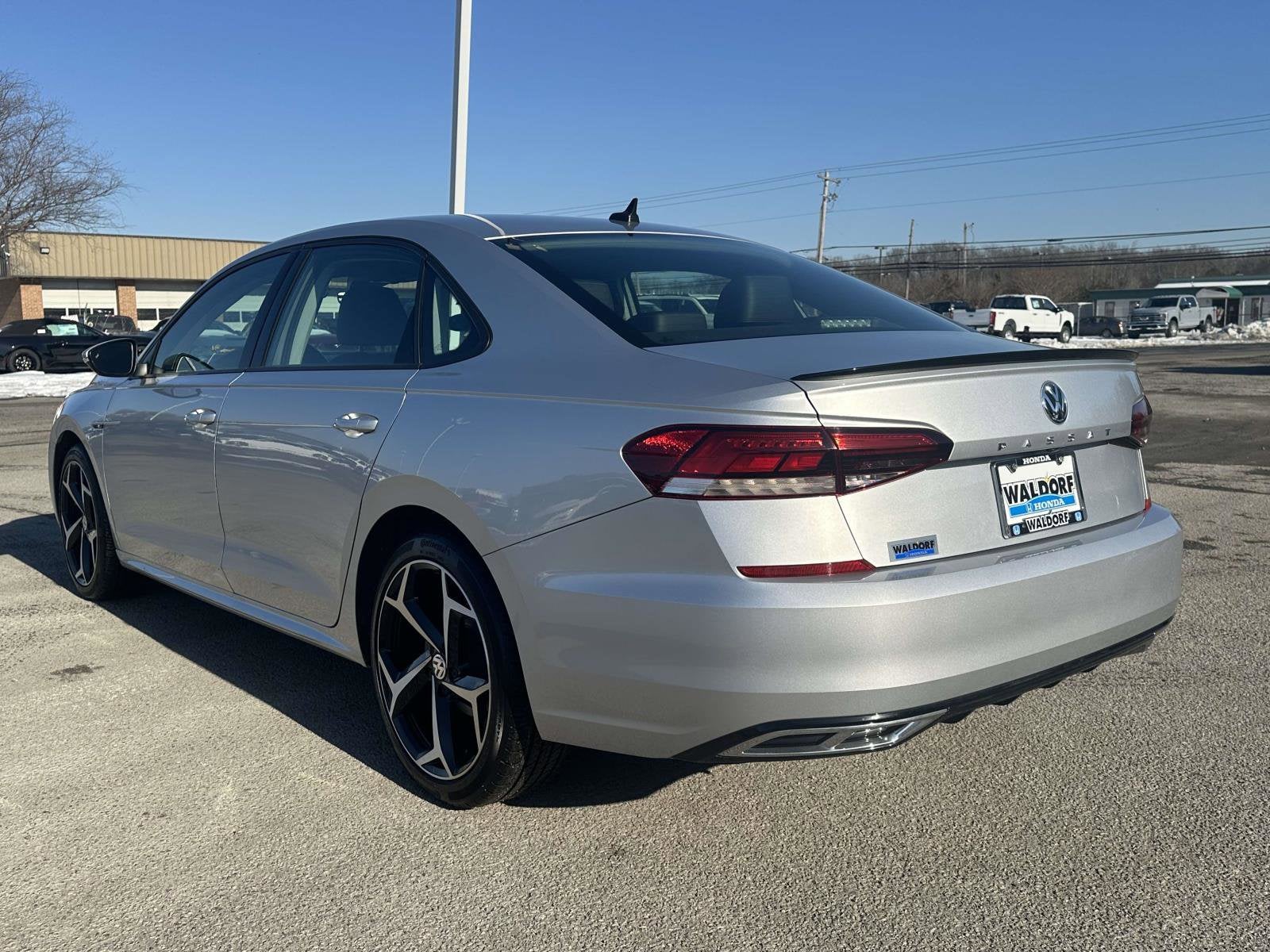 2020 Volkswagen Passat 2.0T R-Line