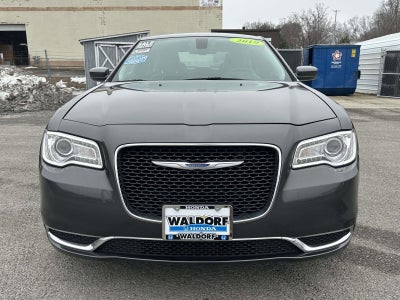 2019 Chrysler 300 Touring L