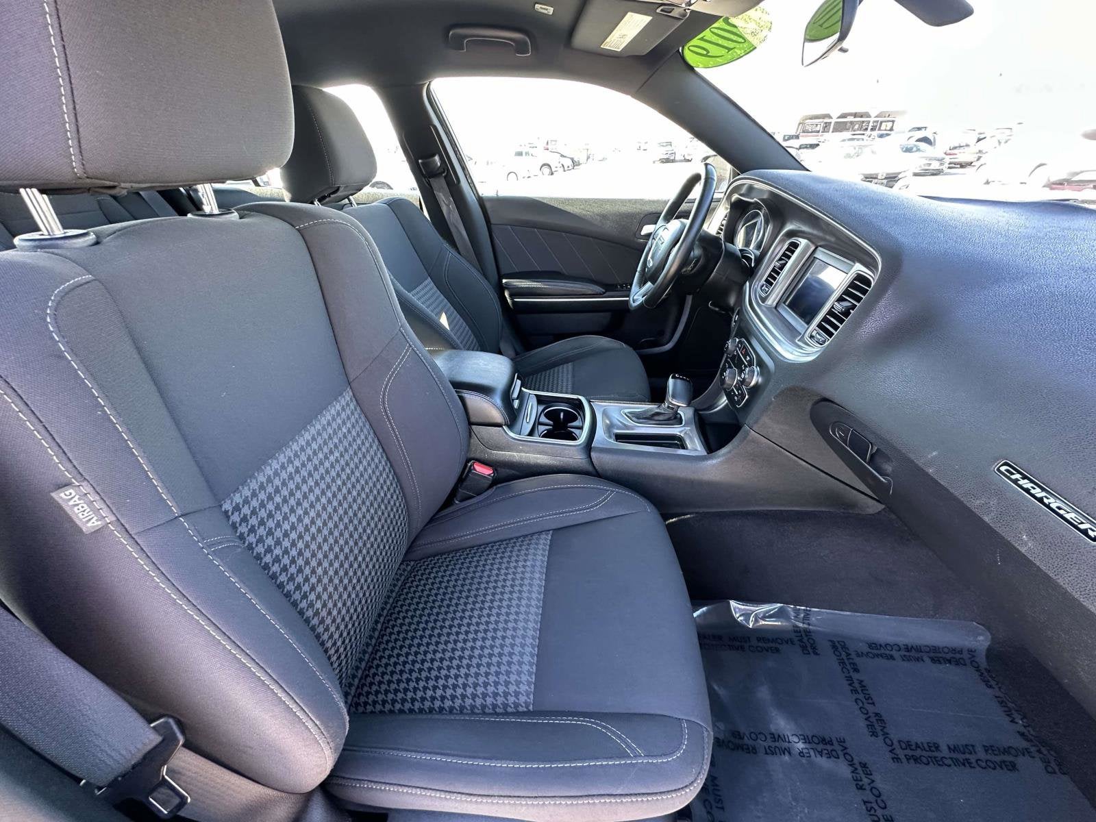 2019 Dodge Charger SXT