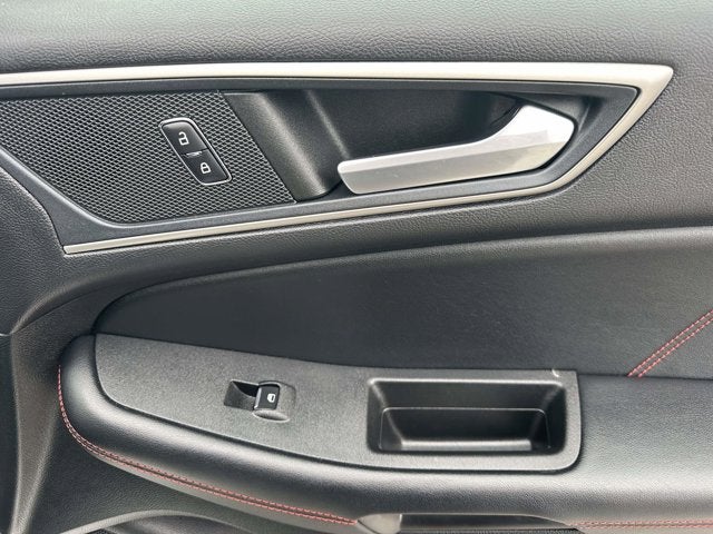 2022 Ford Edge ST Line