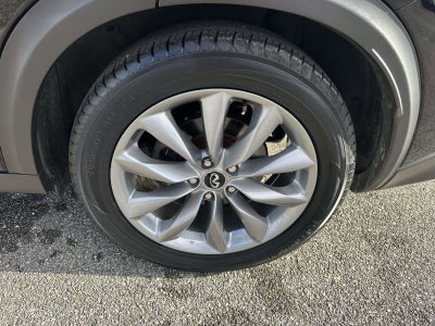 2019 INFINITI QX50 LUXE