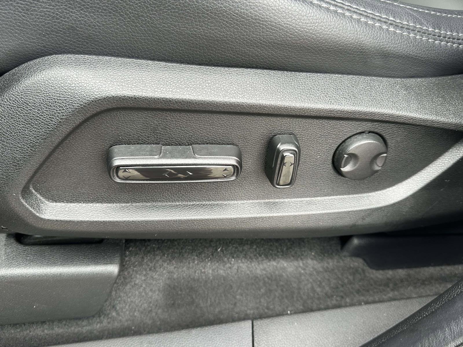 2023 Honda Pilot EX-L 8 Passenger