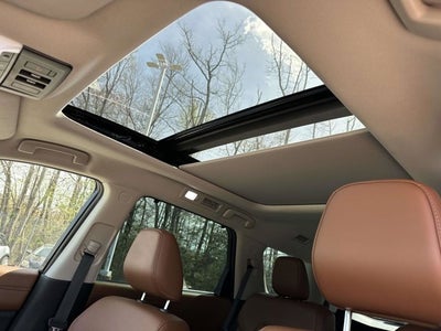 2023 Nissan Pathfinder Platinum