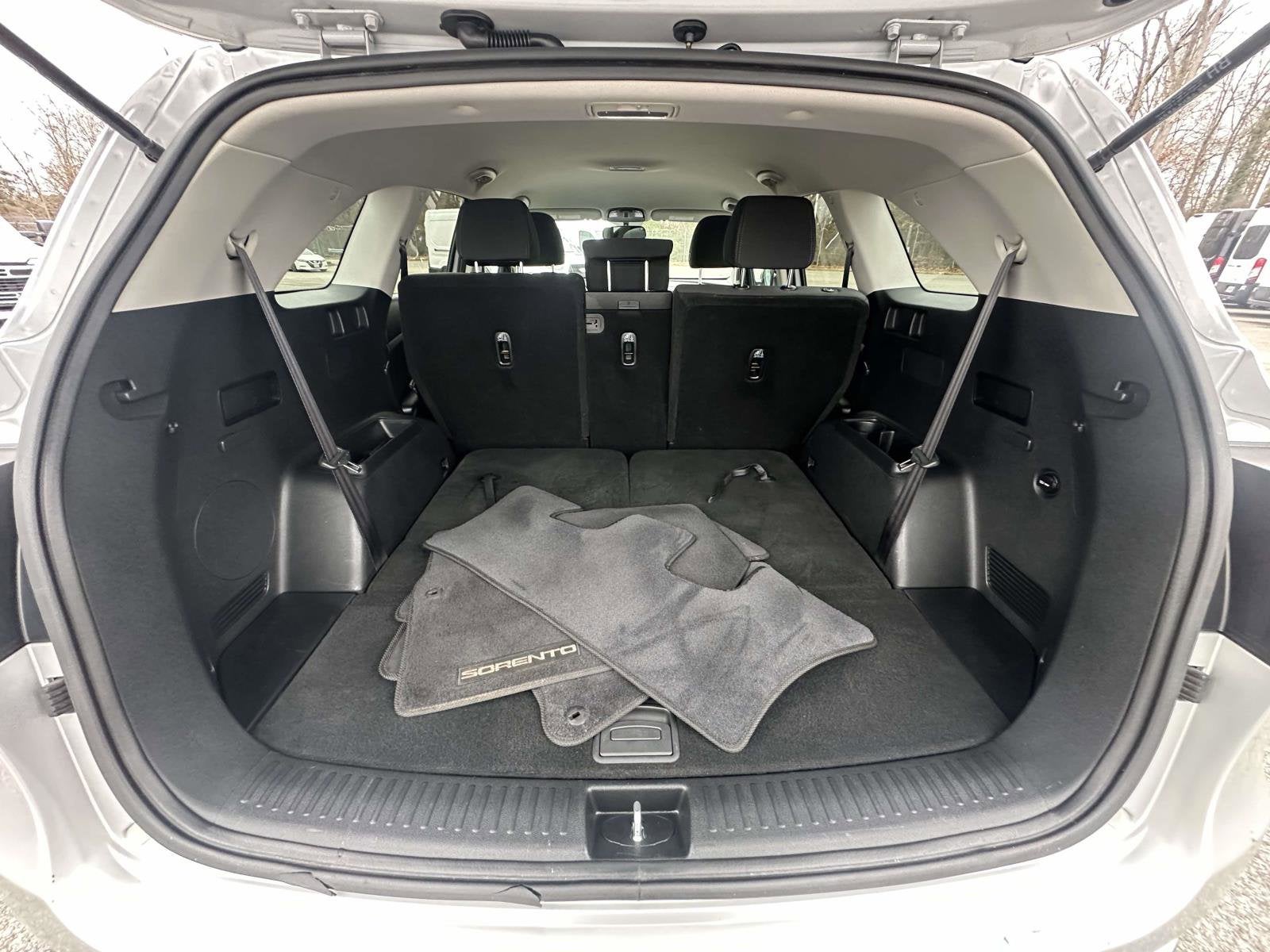 2020 Kia Sorento LX
