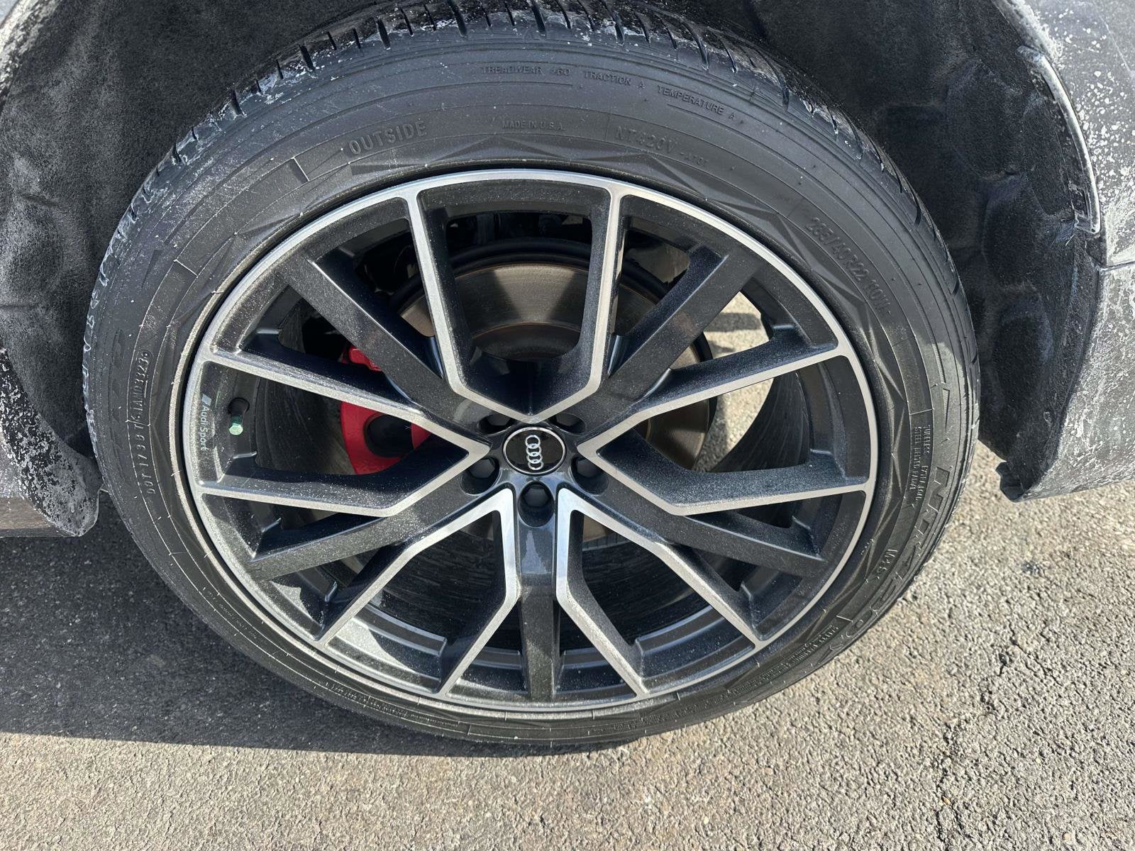 2019 Audi Q8 Premium Plus