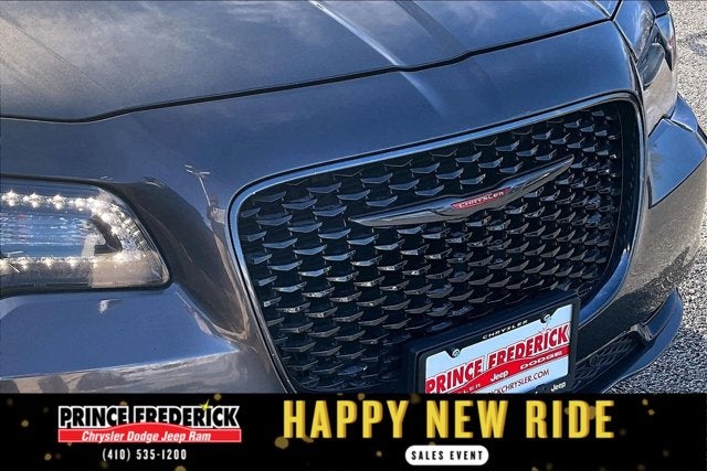 2022 Chrysler 300 300S