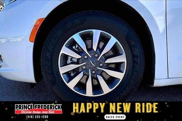 2023 Chrysler Pacifica Hybrid Limited