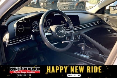 2025 Hyundai Elantra Hybrid Limited