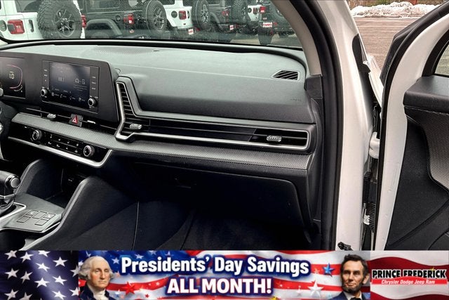 2023 Kia Sportage LX