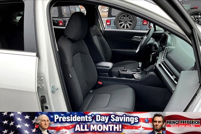 2023 Kia Sportage LX