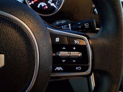 2023 Kia Carnival MPV LX