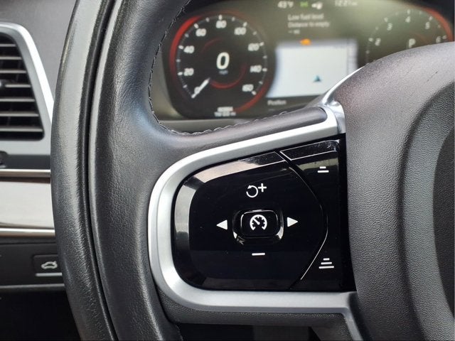 2019 Volvo XC90 Momentum