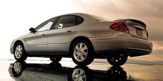 2004 Ford Taurus SE