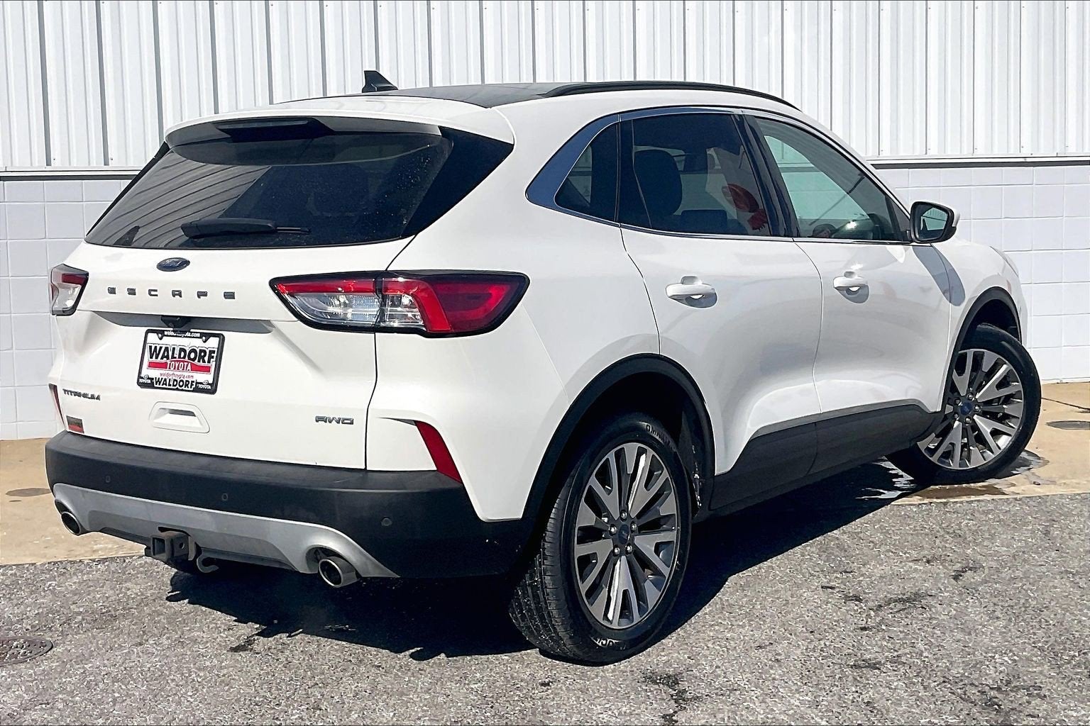 2022 Ford Escape Titanium