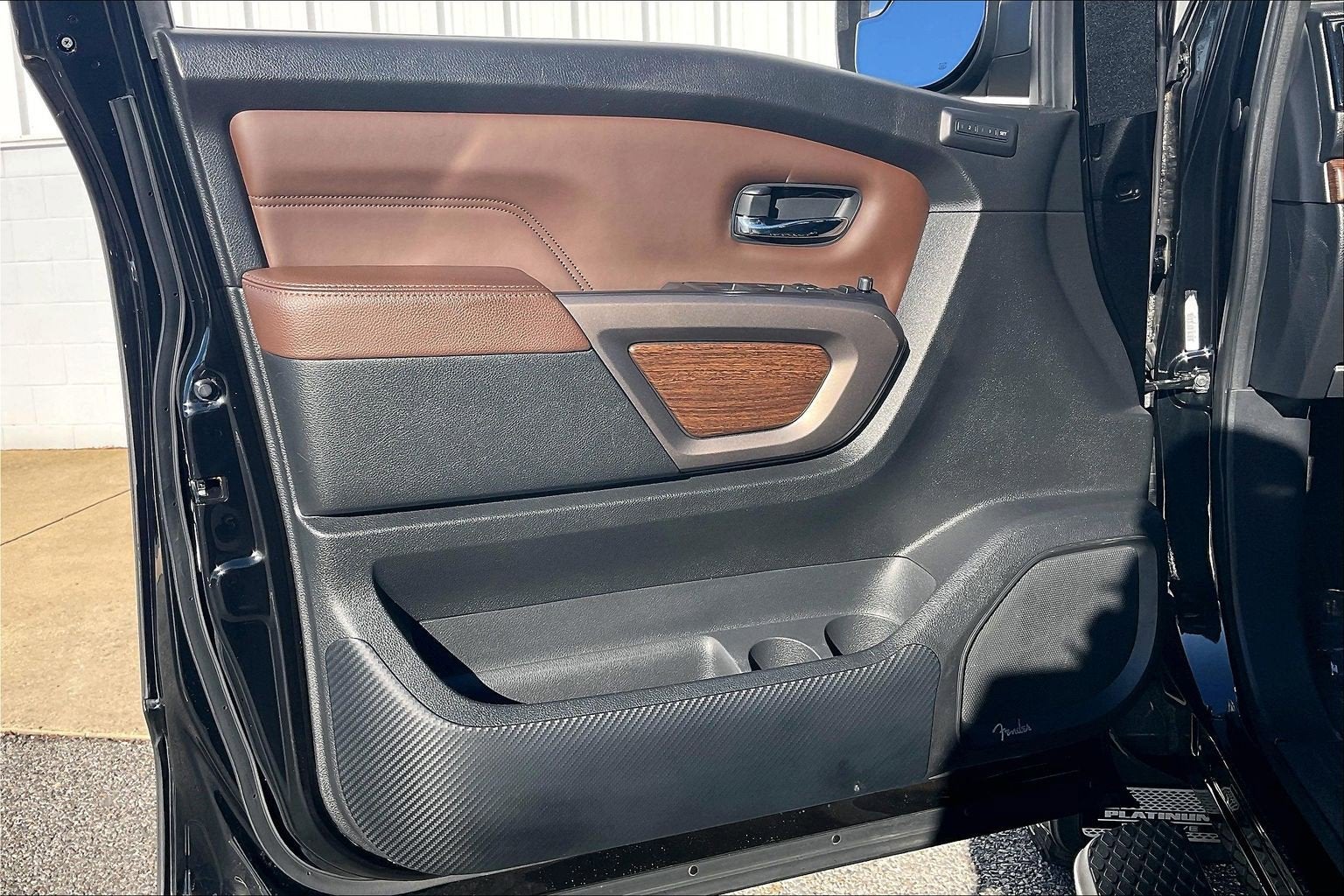 2022 Nissan Titan Platinum Reserve