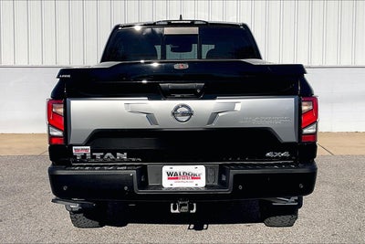 2022 Nissan Titan Platinum Reserve