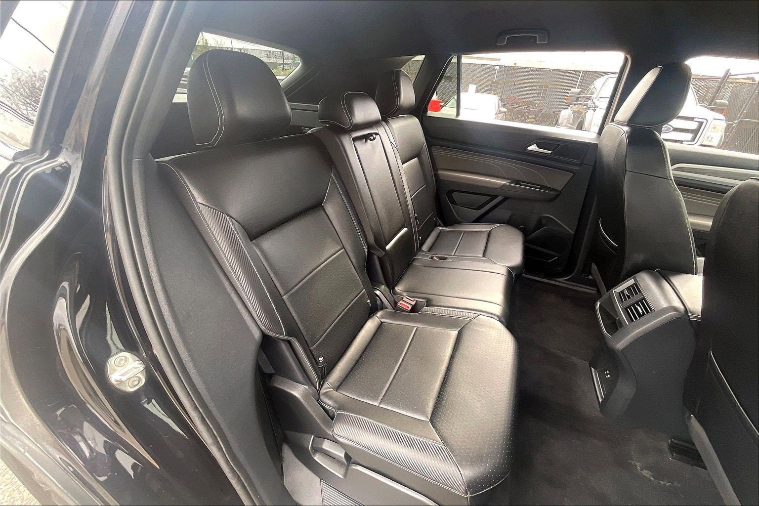 2022 Volkswagen Atlas Cross Sport 2.0T SE w/Technology