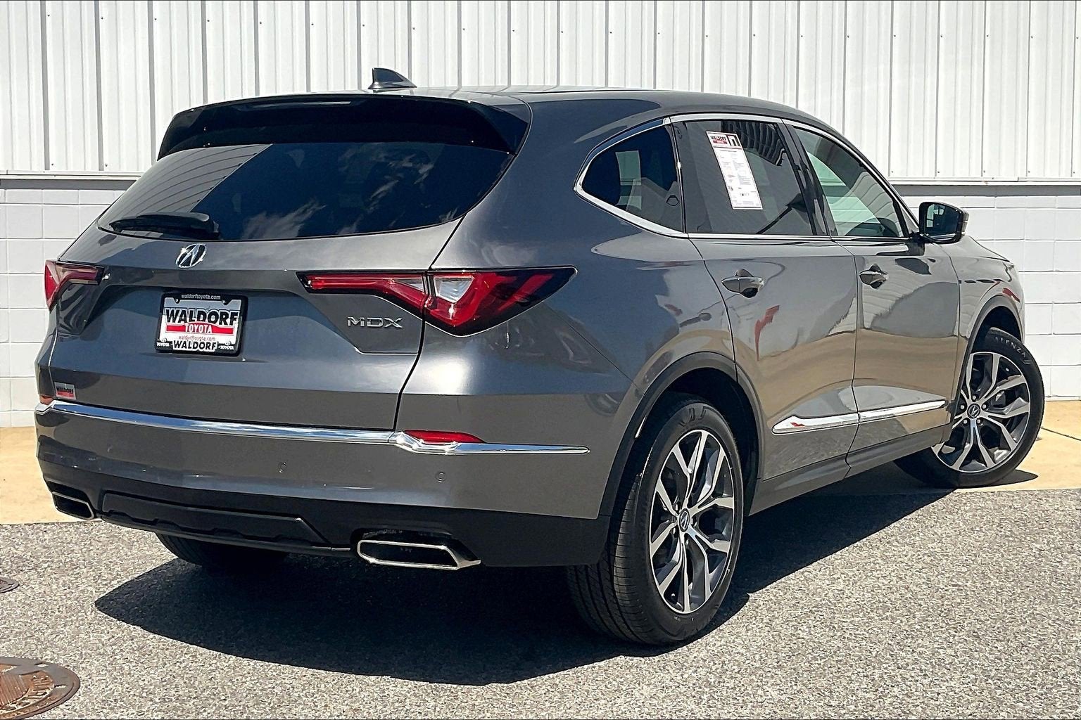 2023 Acura MDX w/Technology Package