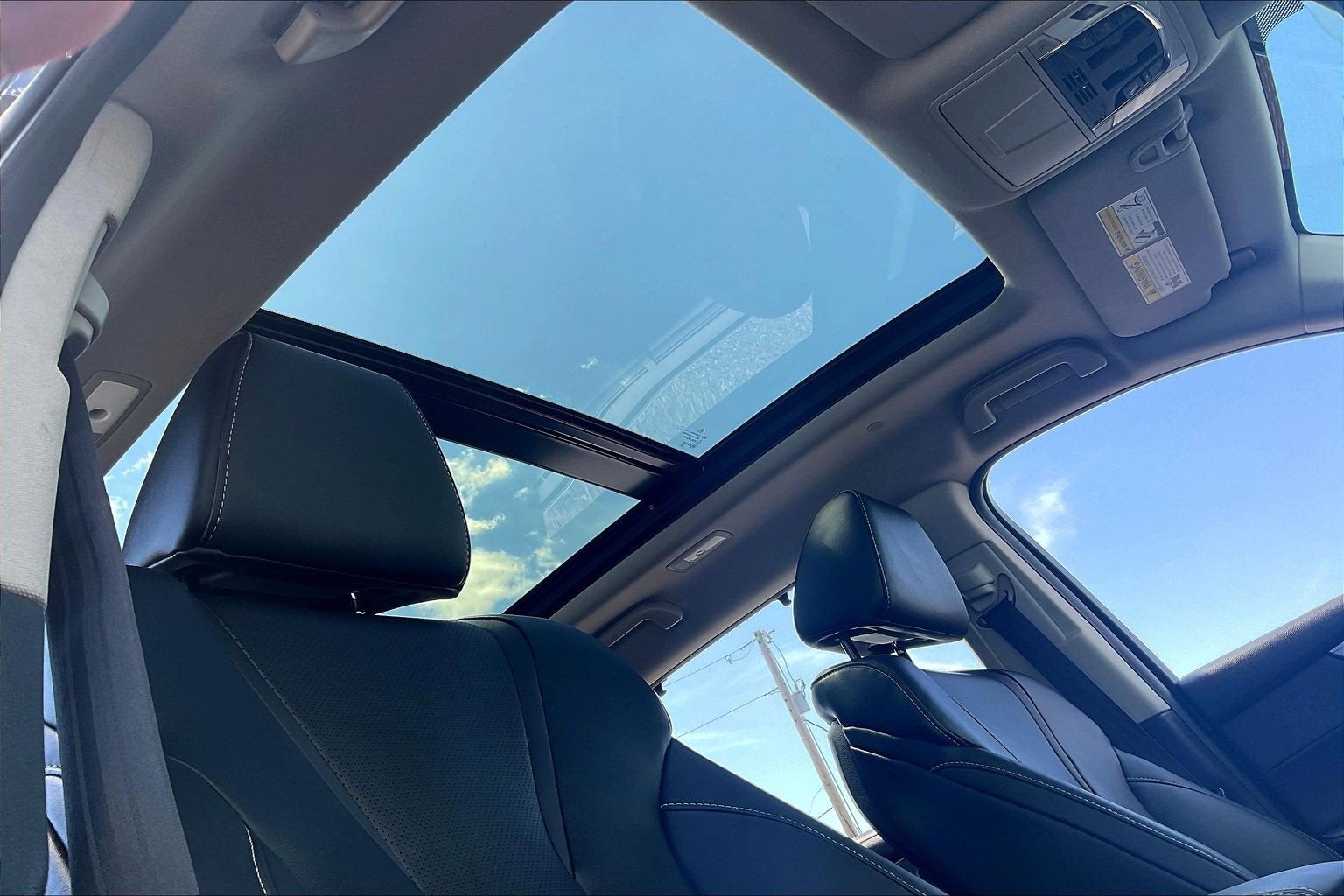 2023 Acura MDX w/Technology Package