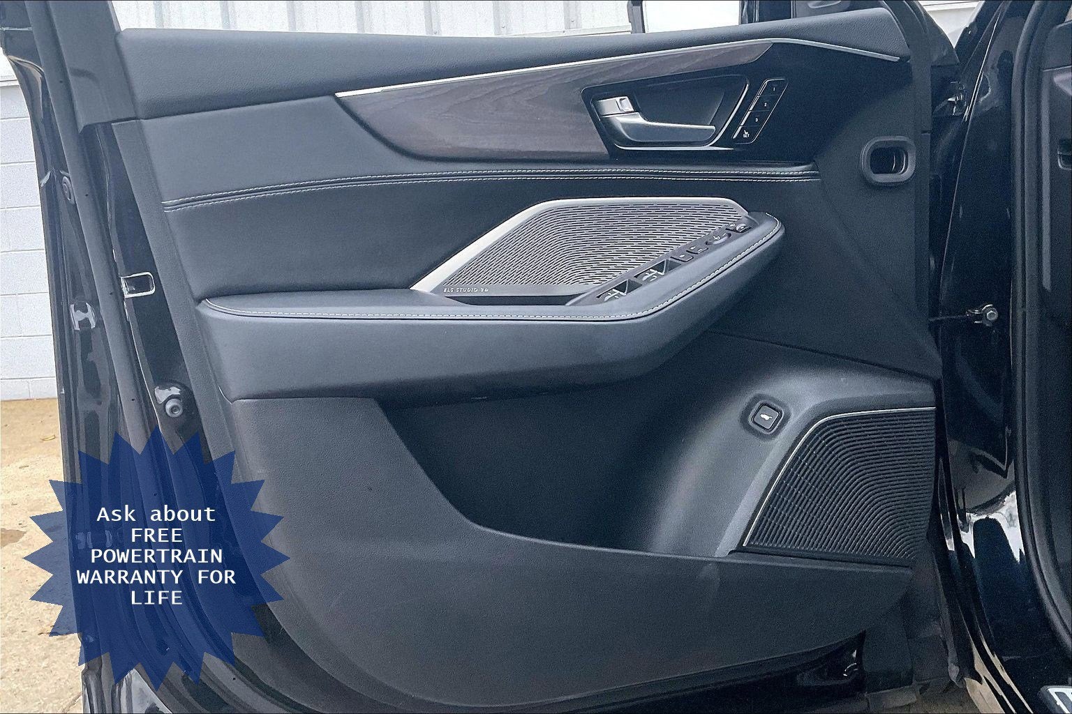 2023 Acura MDX w/Advance Package