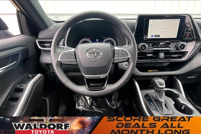 2025 Toyota Highlander XSE