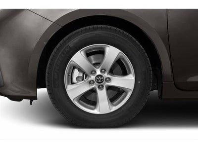 2019 Toyota Sienna XLE