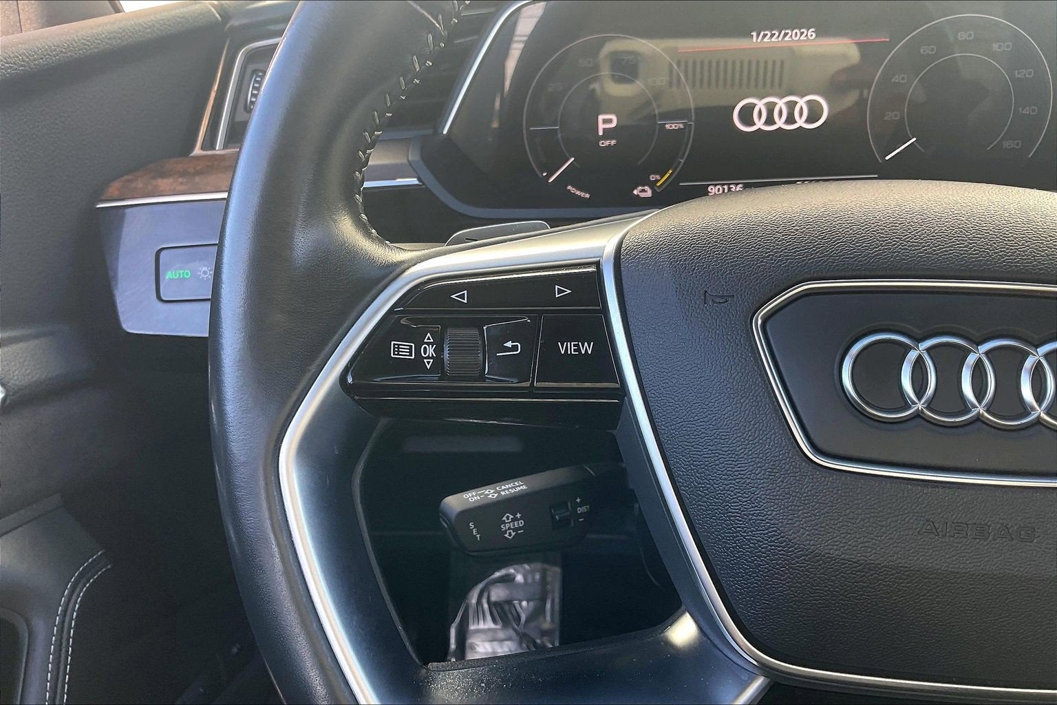 2019 Audi e-tron Prestige