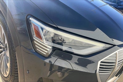 2019 Audi e-tron Prestige