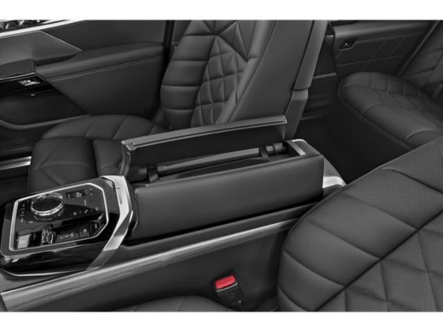 2024 BMW 7 Series 740i