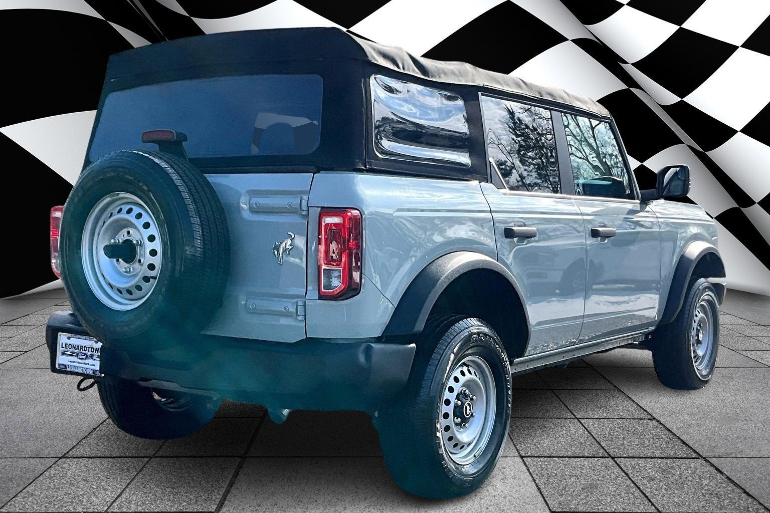 2022 Ford Bronco Base