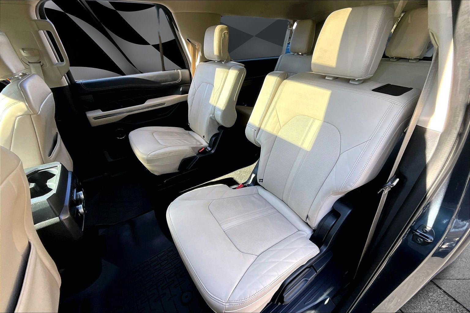 2022 Ford Expedition Max Platinum