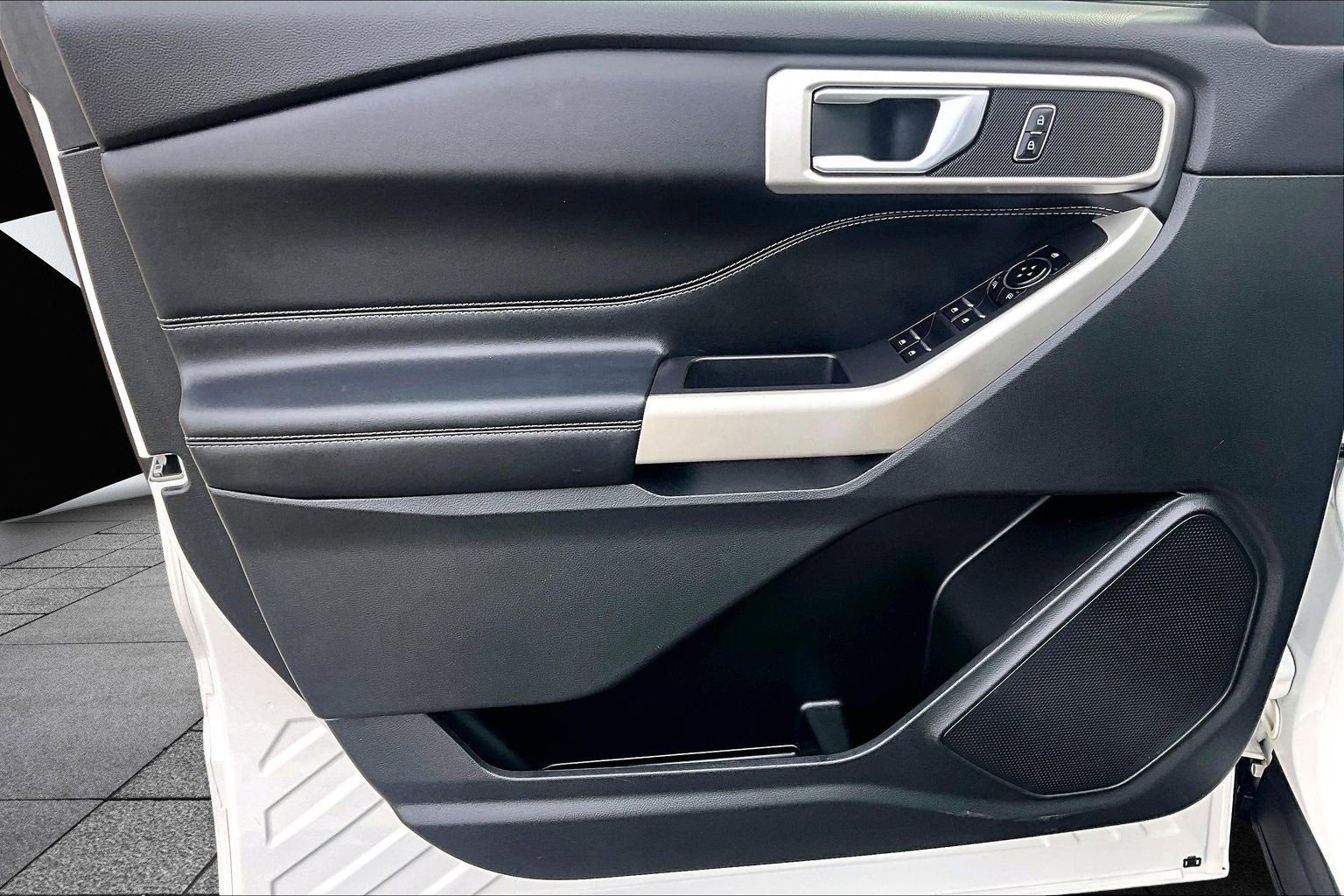 2022 Ford Explorer XLT LUXURY PANO ROOF