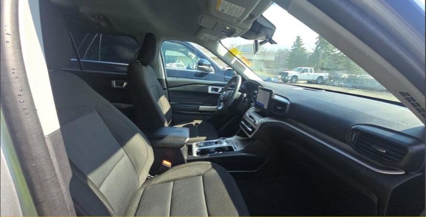 2022 Ford Explorer XLT 4WD WITH FACTORY TOW PKG