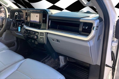 2024 Ford Super Duty F-350 SRW XL