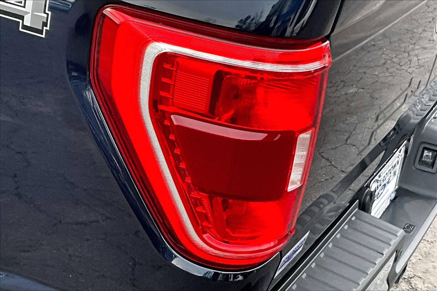 2023 Ford F-150 XLT LUXURY