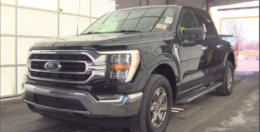 2022 Ford F-150 XLT V8 LUXURY PANO ROOF