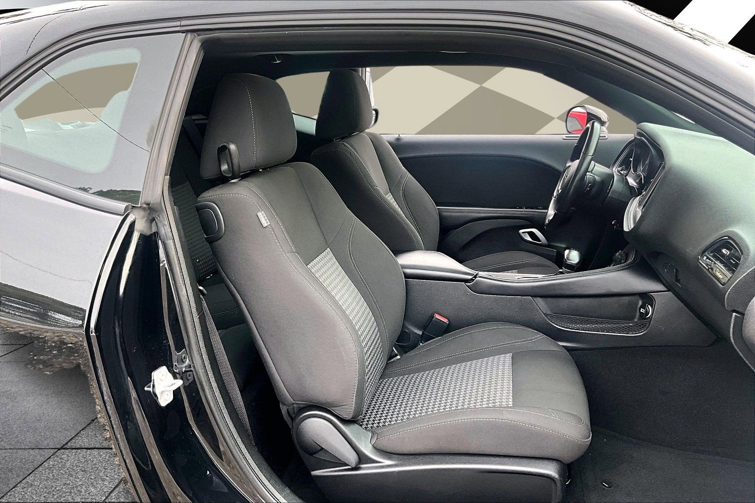 2023 Dodge Challenger SXT BLACKTOP