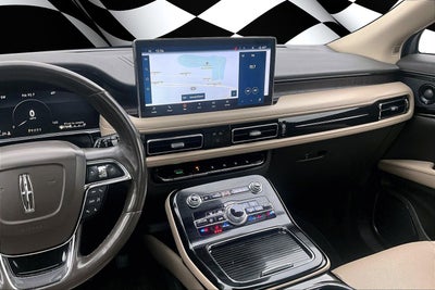 2021 Lincoln Nautilus Reserve