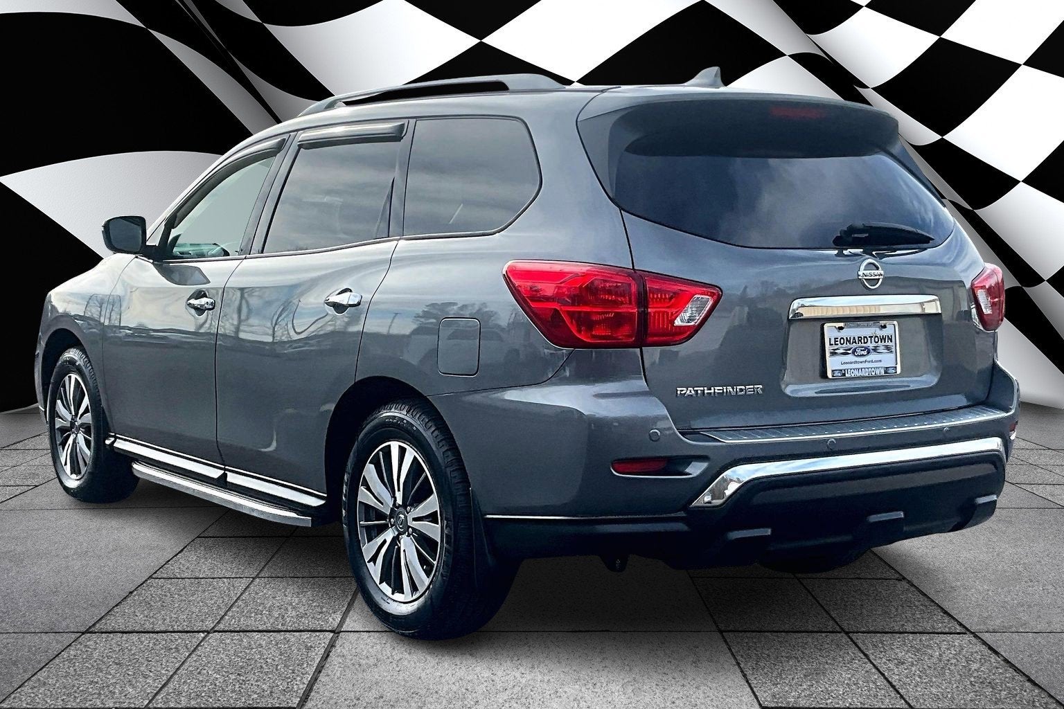 2020 Nissan Pathfinder S